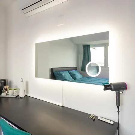 Private Room With Ac- Microwave, Personal Fridge & Metro Access - 7 Min To Center Vienna Exterior photo