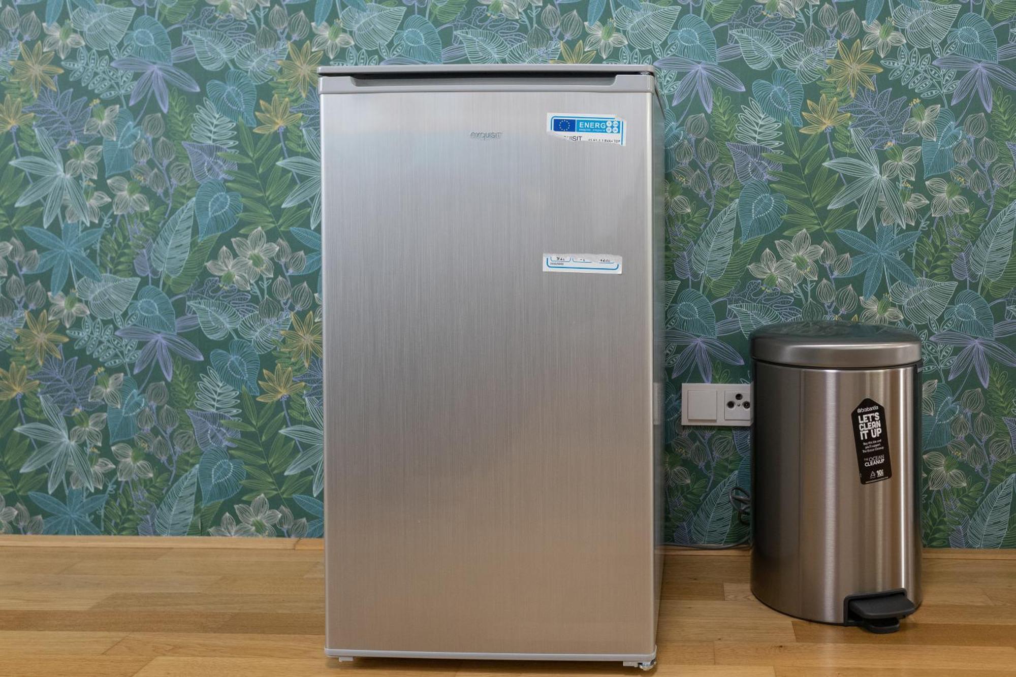 Homestay Private With Ac- Microwave, Personal Fridge & Metro Access - 7 Min To Center Vienna