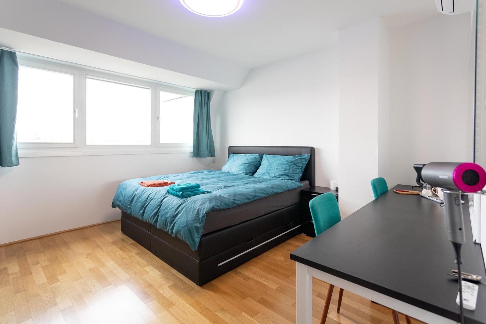 Homestay Private With Ac- Microwave, Personal Fridge & Metro Access - 7 Min To Center Vienna